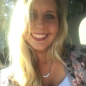 Meet your Posher, Brittany